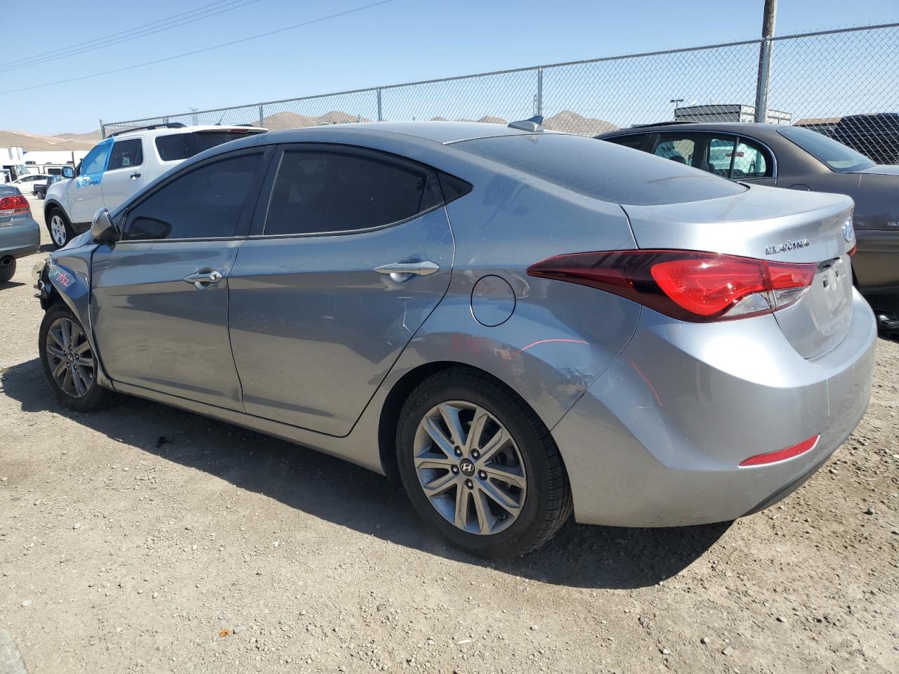 VIN 5NPDH4AE3GH657190 2016 HYUNDAI ELANTRA no.2