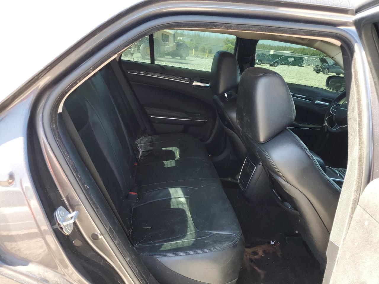 2017 Chrysler 300 Limited VIN: 2C3CCAAG8HH516415 Lot: 59684094