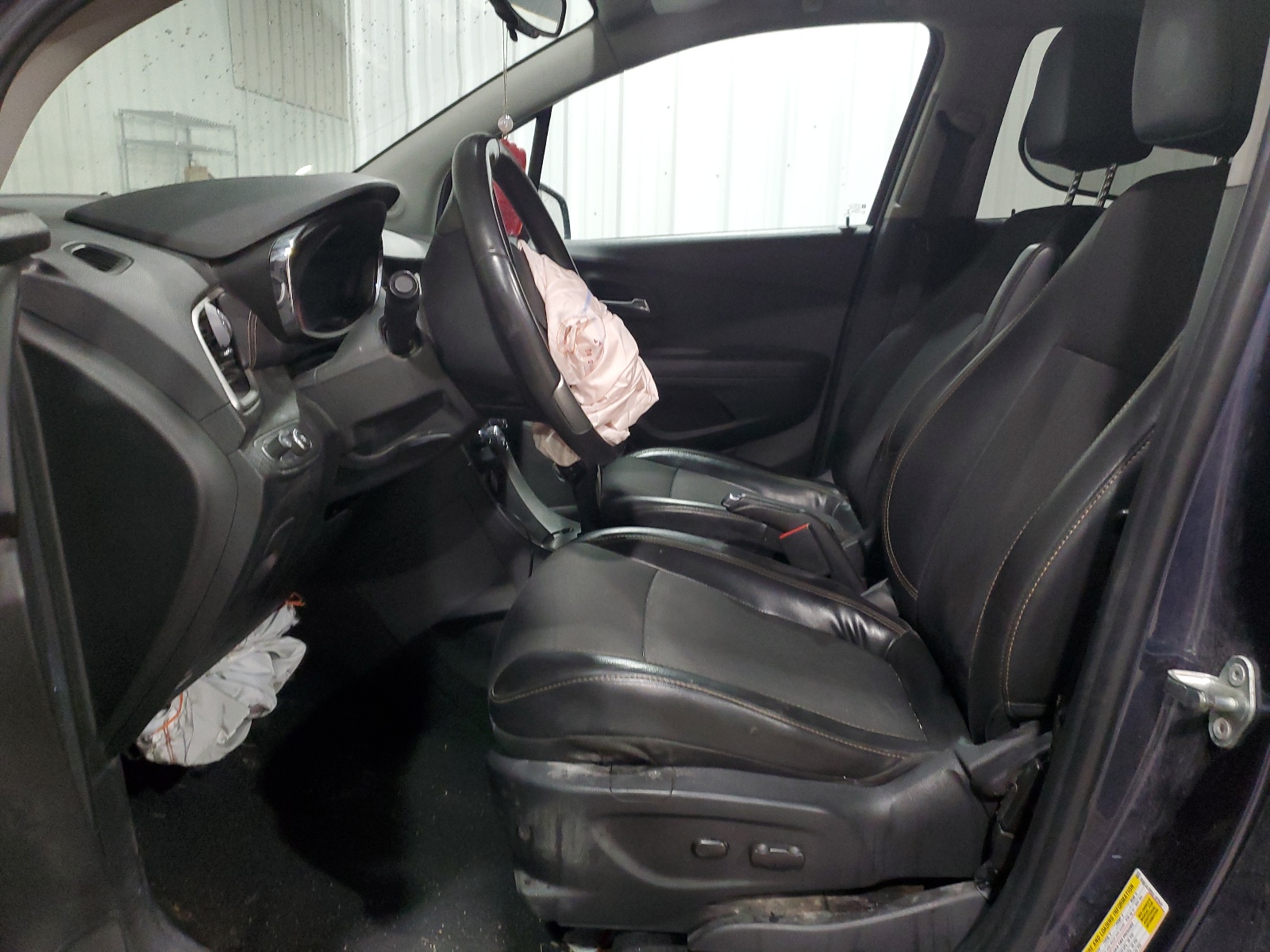 3GNCJLSB9JL187549 2018 Chevrolet Trax 1Lt