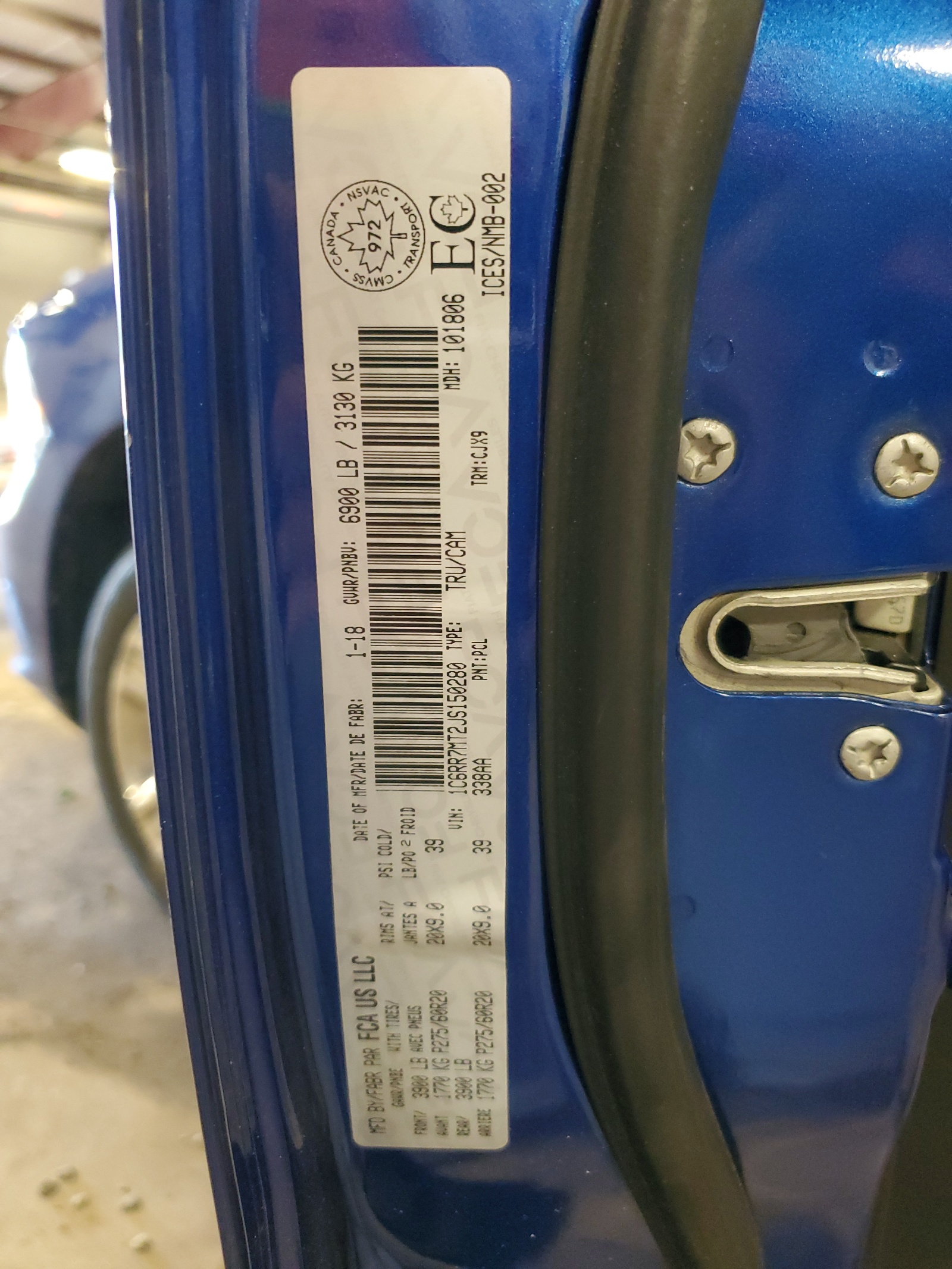 1C6RR7MT2JS150280 2018 Ram 1500 Sport