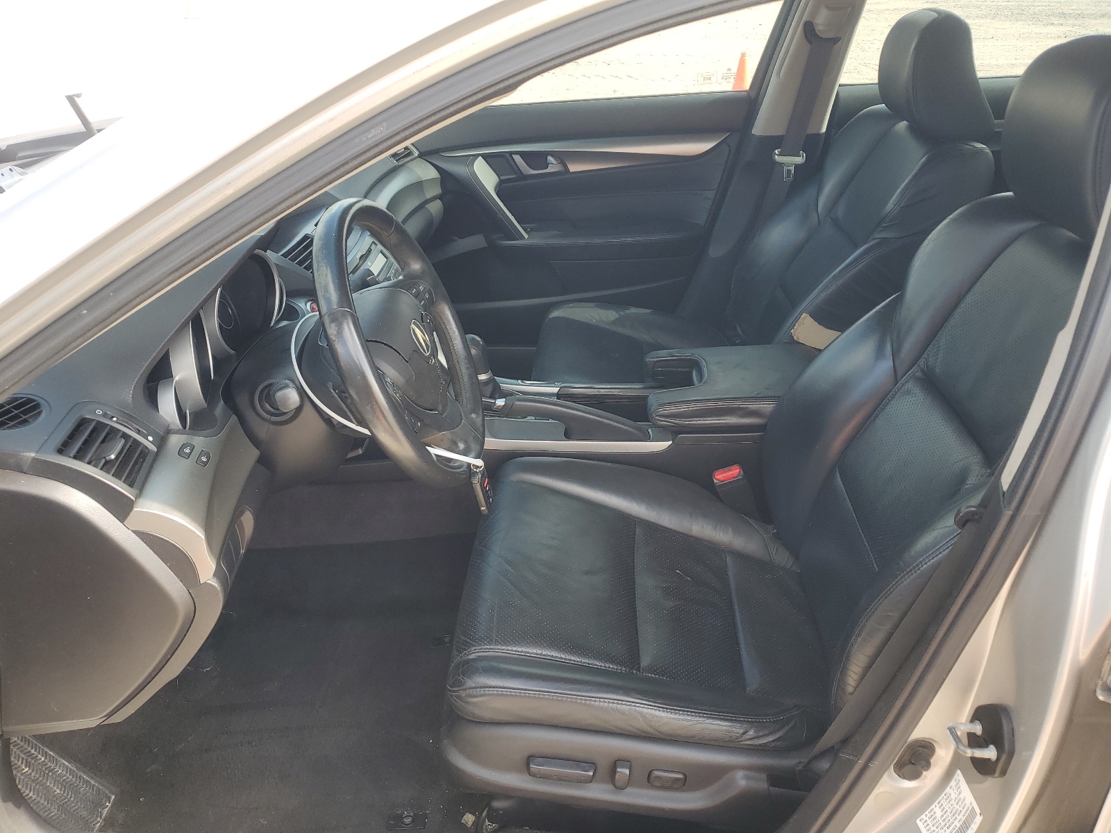 19UUA8F51AA016074 2010 Acura Tl