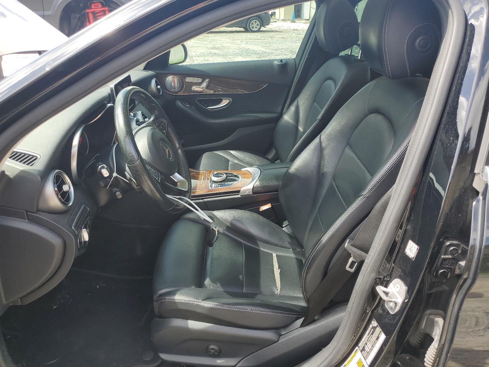 55SWF4KB7HU183195 2017 Mercedes-Benz C 300 4Matic