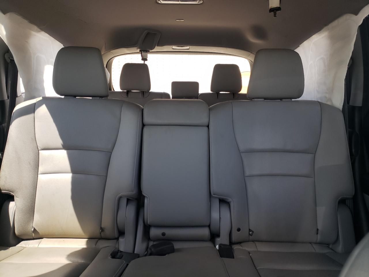 2018 Honda Pilot Touring VIN: 5FNYF5H95JB005263 Lot: 60289774