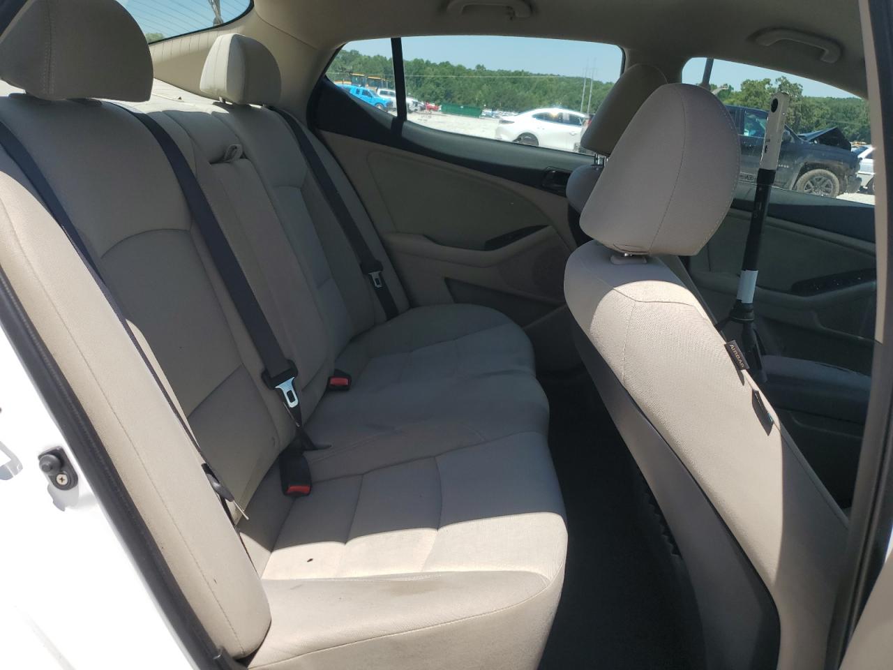 2014 Kia Optima - Image 11