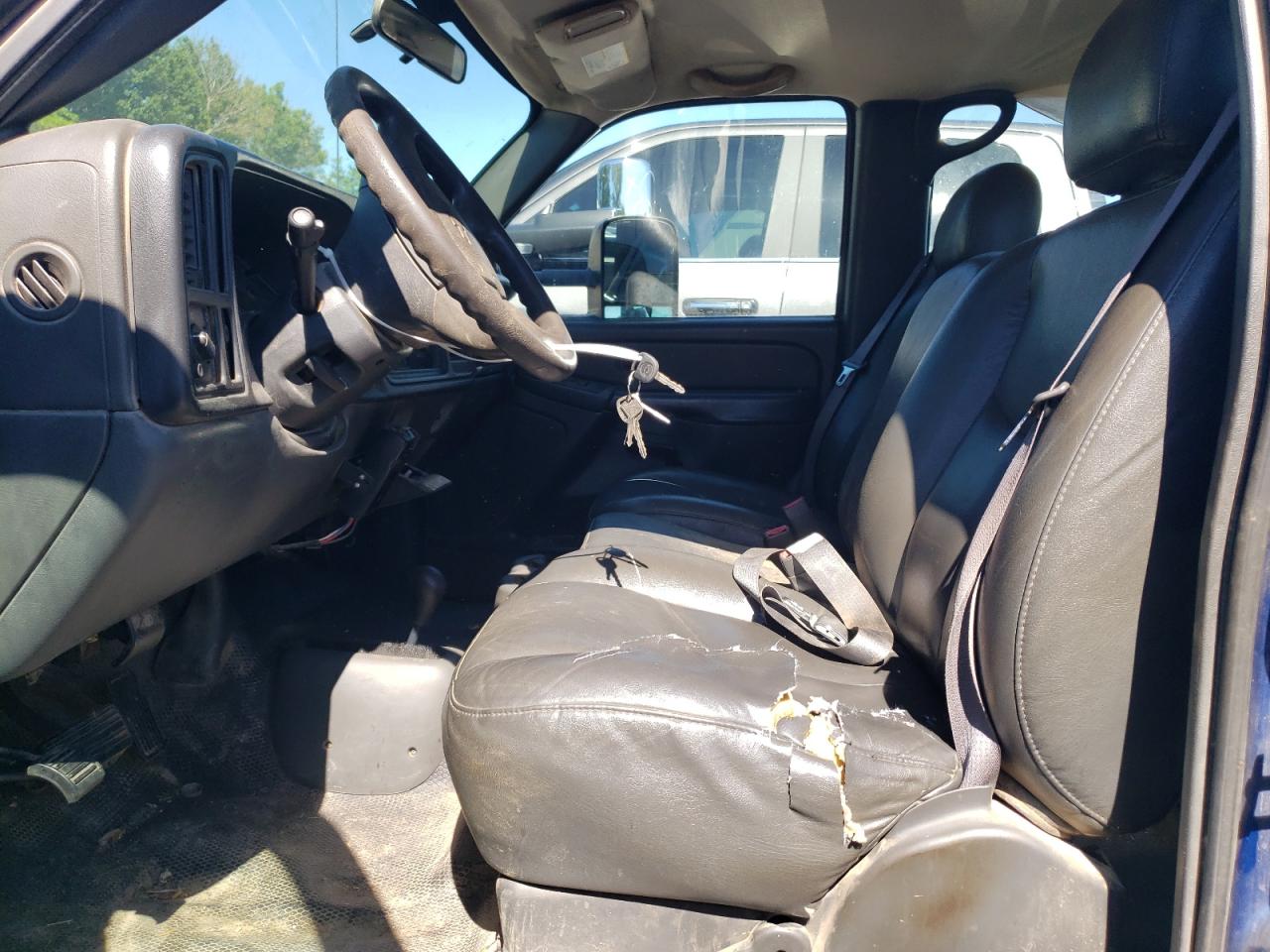 2004 Chevrolet Silverado K3500 VIN: 1GBJK33274F208350 Lot: 63034394