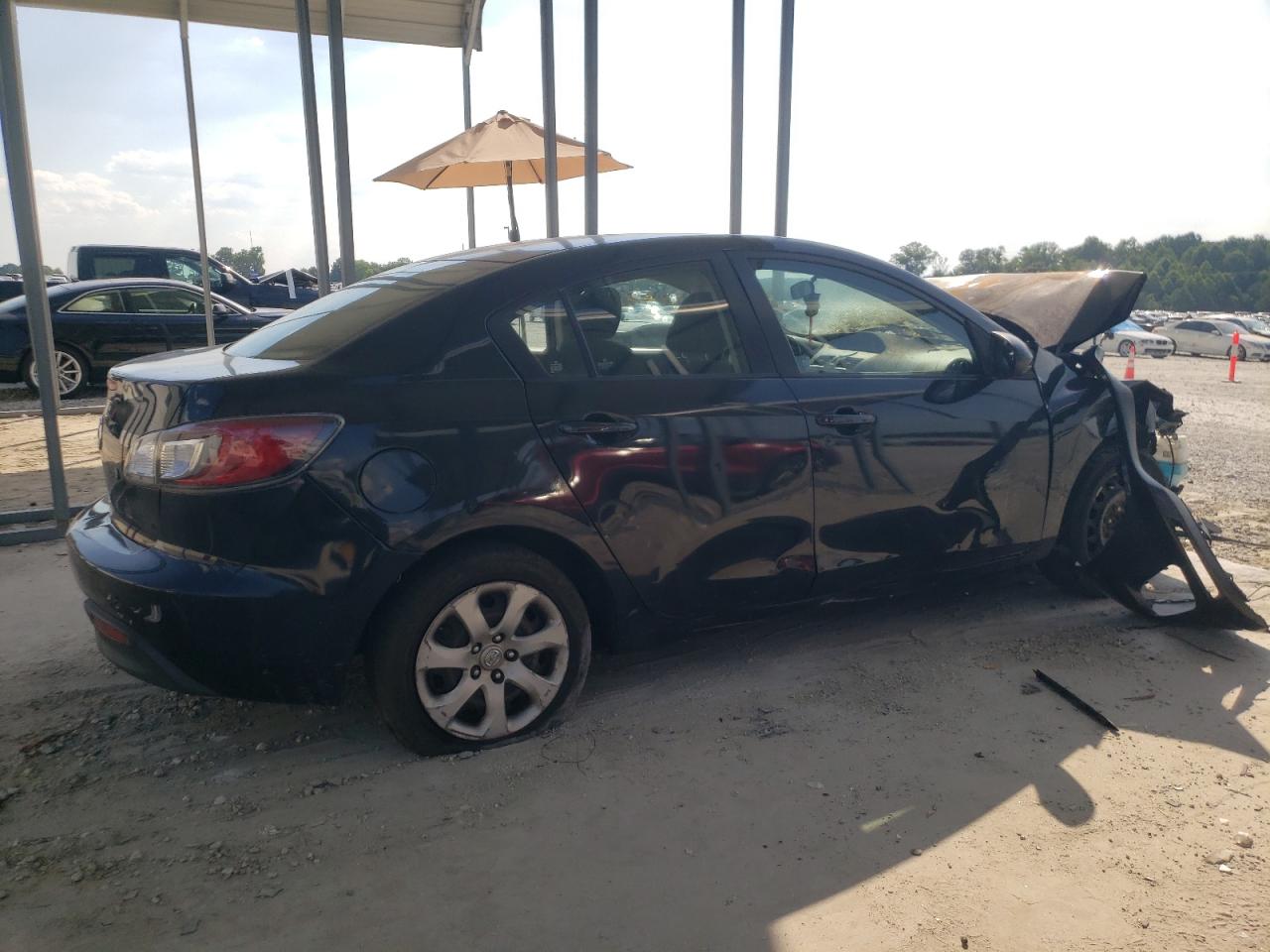 JM1BL1TG8D1827906 2013 Mazda 3 I