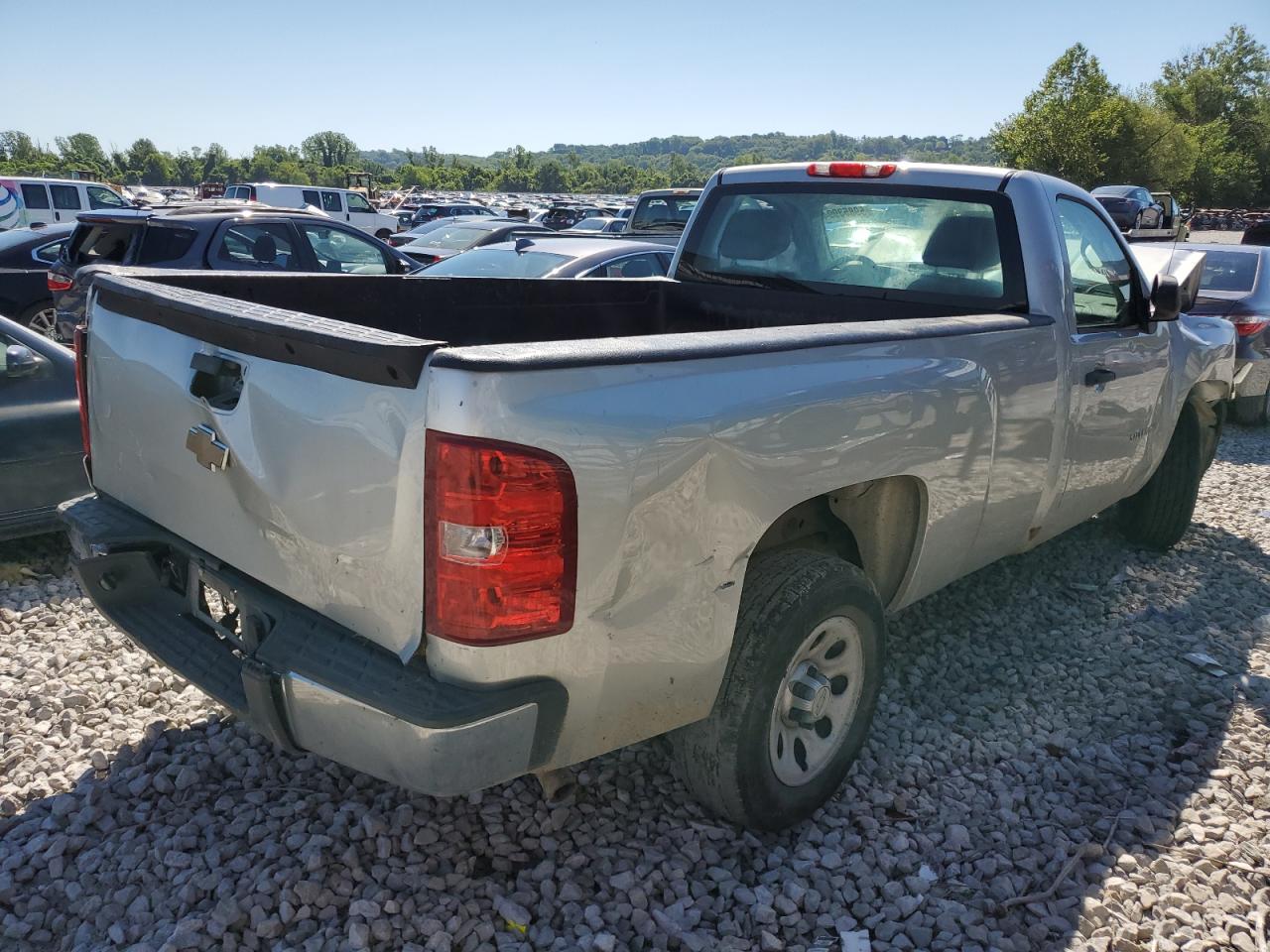 2010 Chevrolet Silverado - Image 3