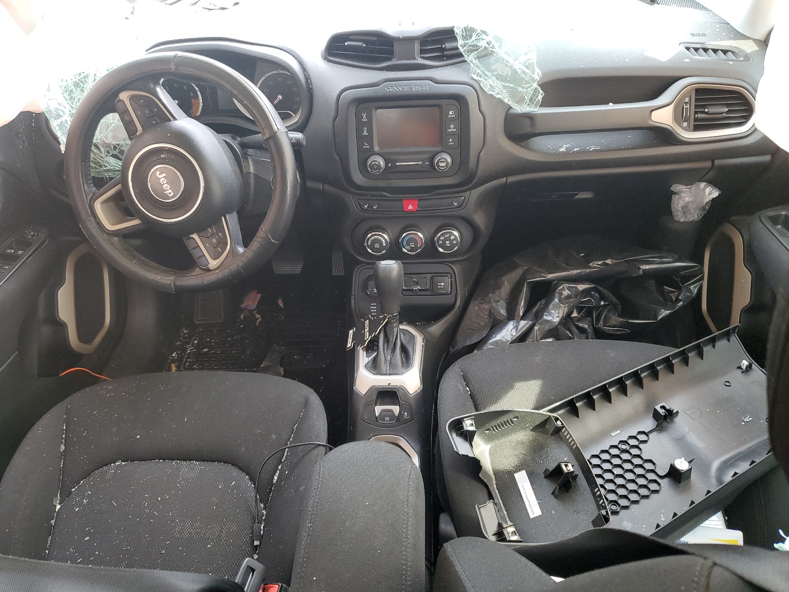ZACCJBBT4GPC70625 2016 Jeep Renegade Latitude