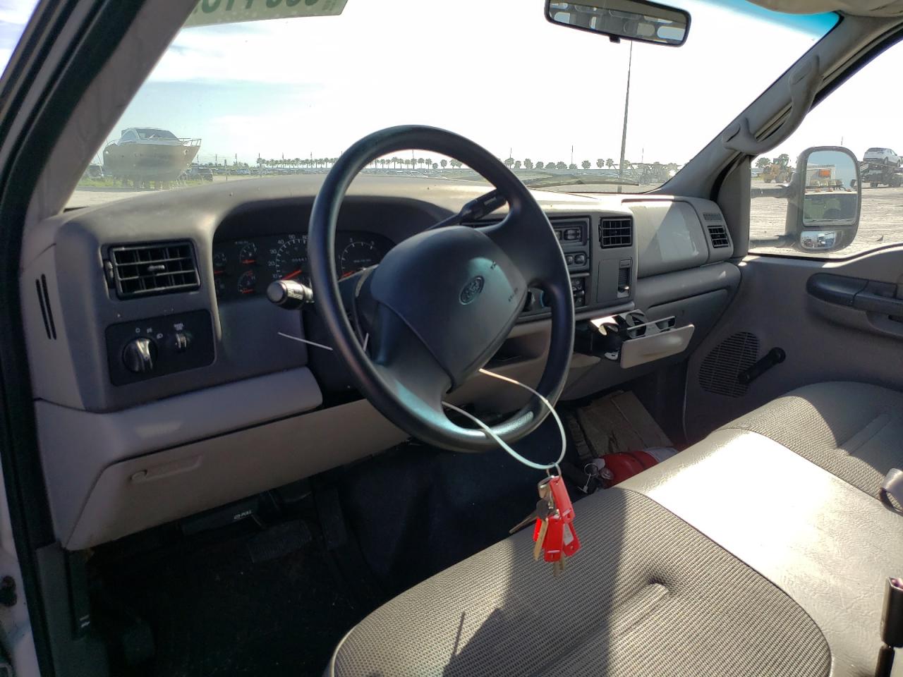 1999 Ford F450 Super Duty VIN: 1FDXF46FXXEA92520 Lot: 60041524