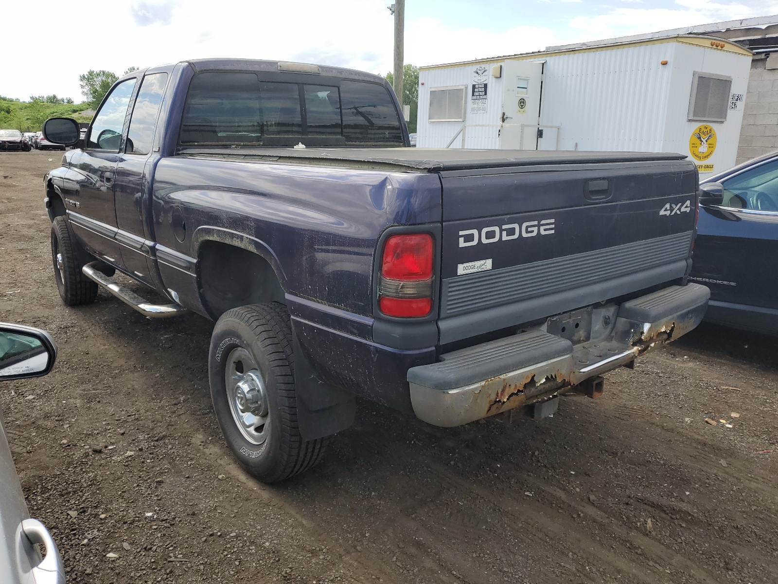 3B7KF23Z5XG194267 1999 Dodge Ram 2500