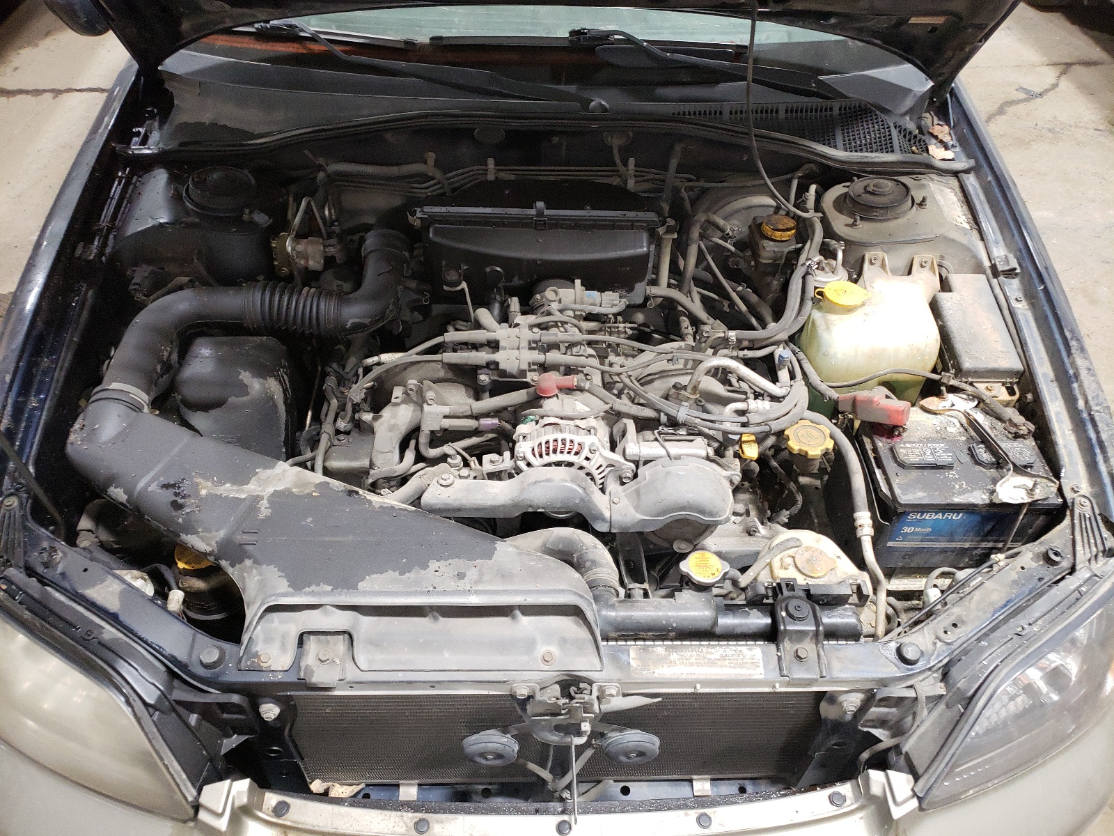 4S3BH6752Y7624939 2000 Subaru Legacy Outback Awp