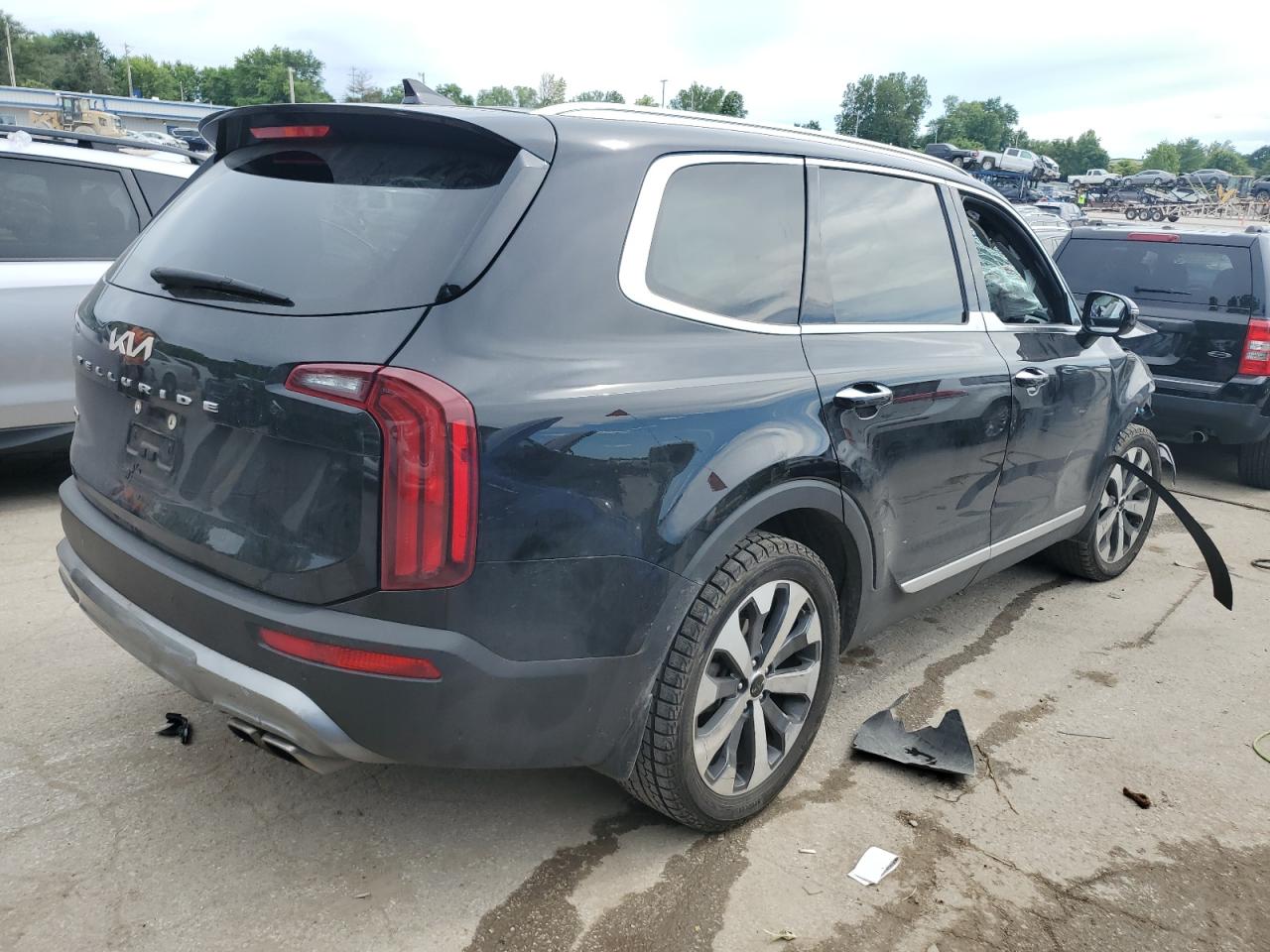 2022 Kia Telluride - Image 3