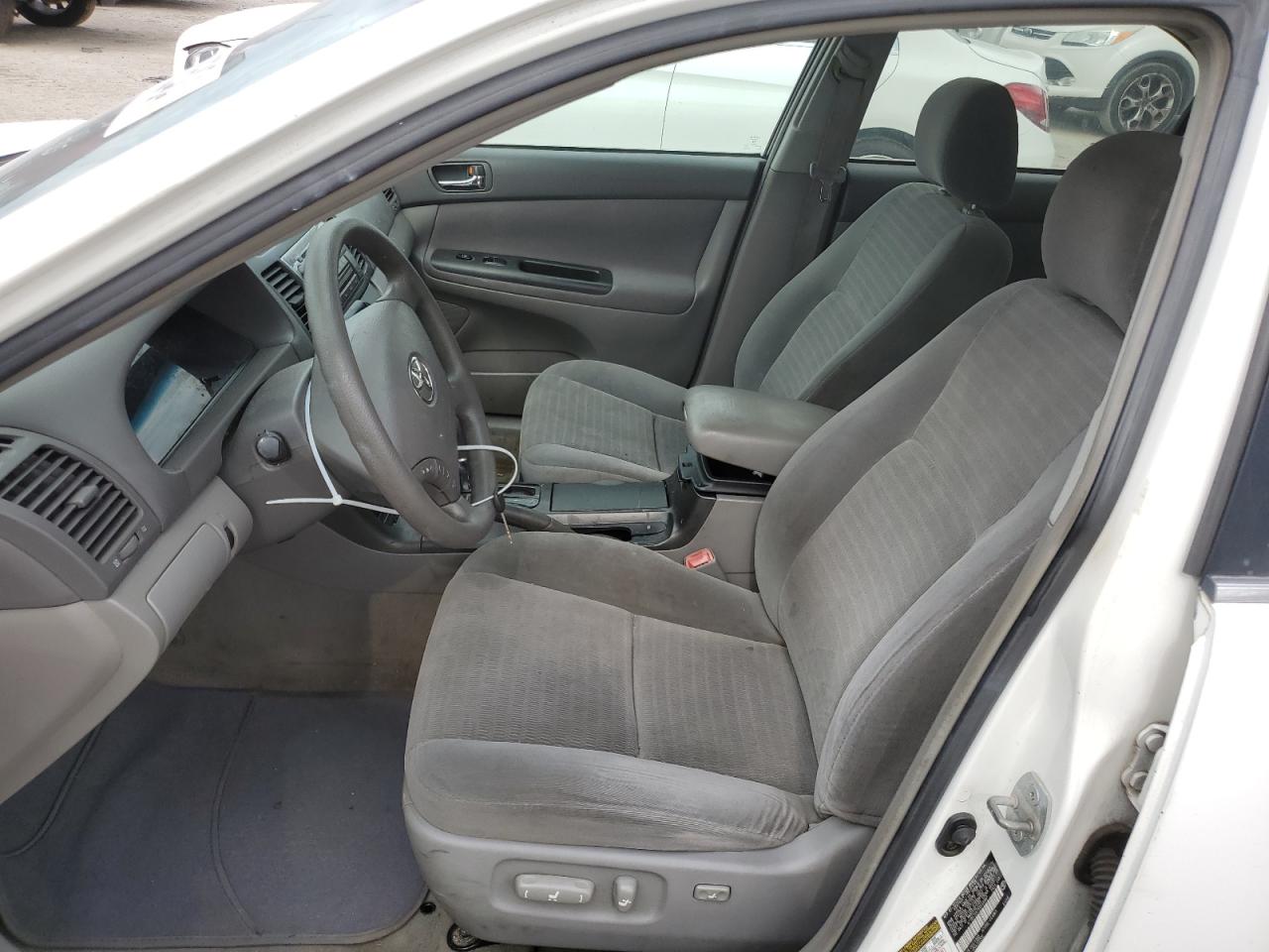 2005 Toyota Camry Le VIN: 4T1BE32K75U540967 Lot: 60505404