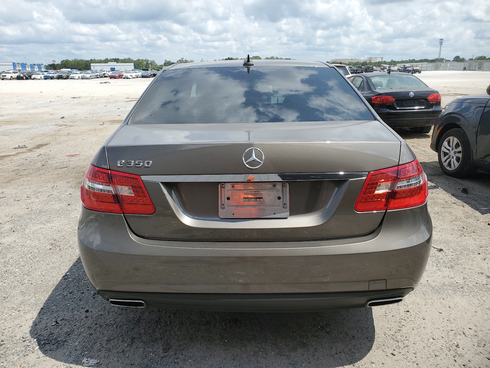 WDDHF5GB6BA423772 2011 Mercedes-Benz E 350