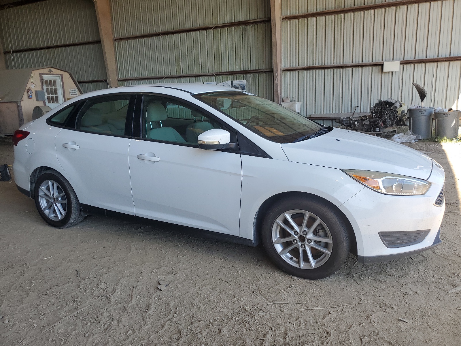 2015 Ford Focus Se vin: 1FADP3F22FL299866