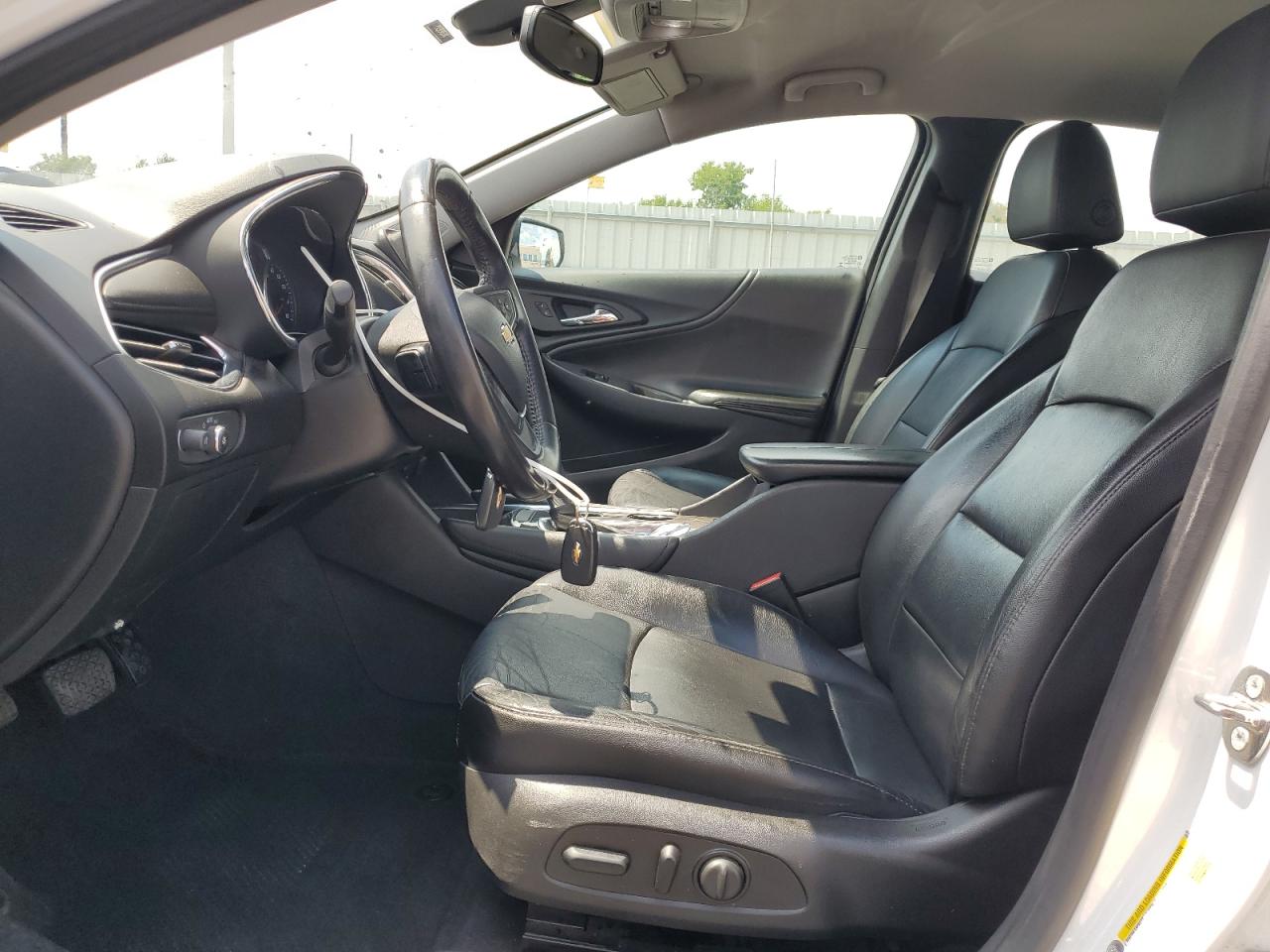 2017 Chevrolet Malibu Lt VIN: 1G1ZE5ST2HF237040 Lot: 60336924