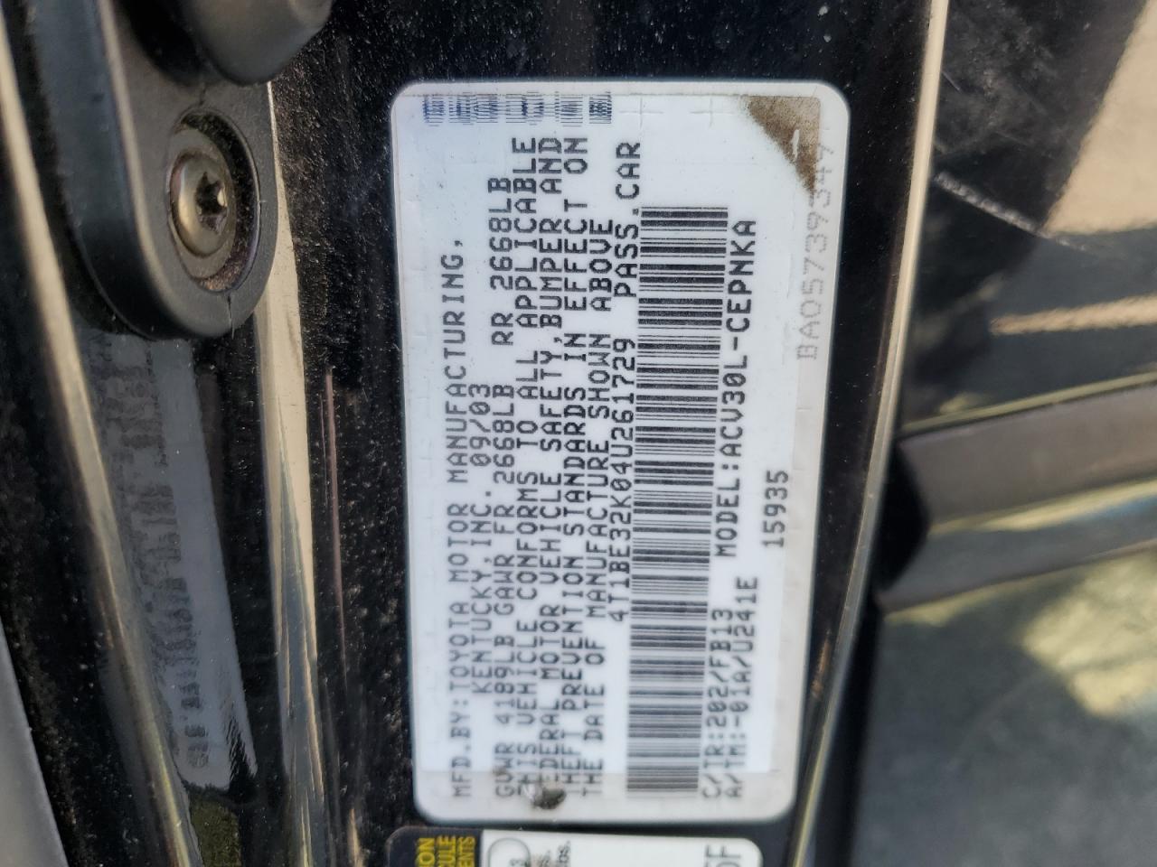 2004 Toyota Camry Le VIN: 4T1BE32K04U261729 Lot: 58717214