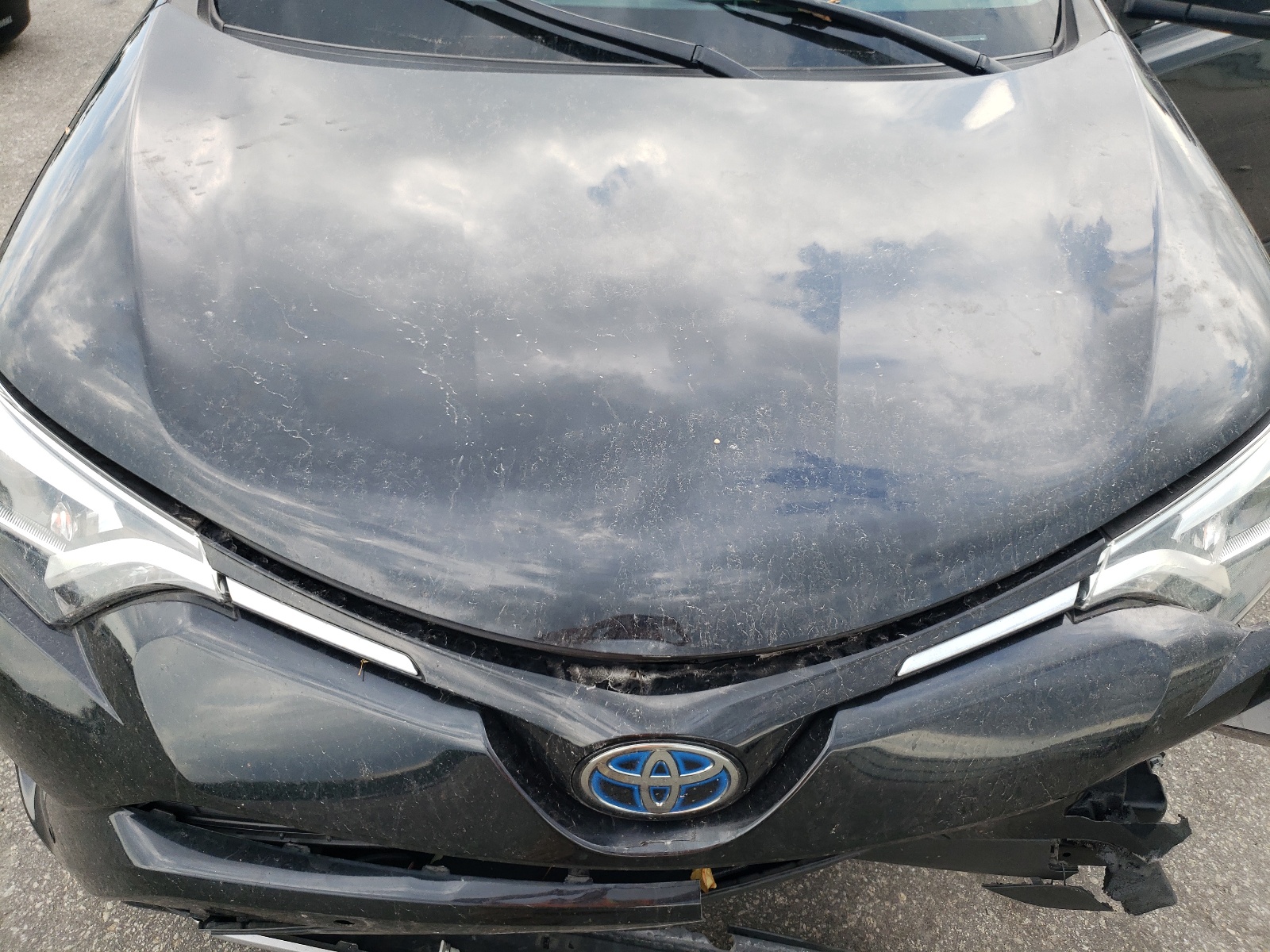 JTMDJREV9HD104403 2017 Toyota Rav4 Hv Limited