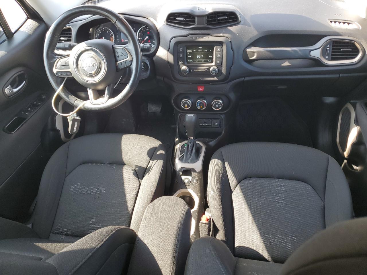 2017 Jeep Renegade Latitude VIN: ZACCJBBB5HPG43048 Lot: 58780074