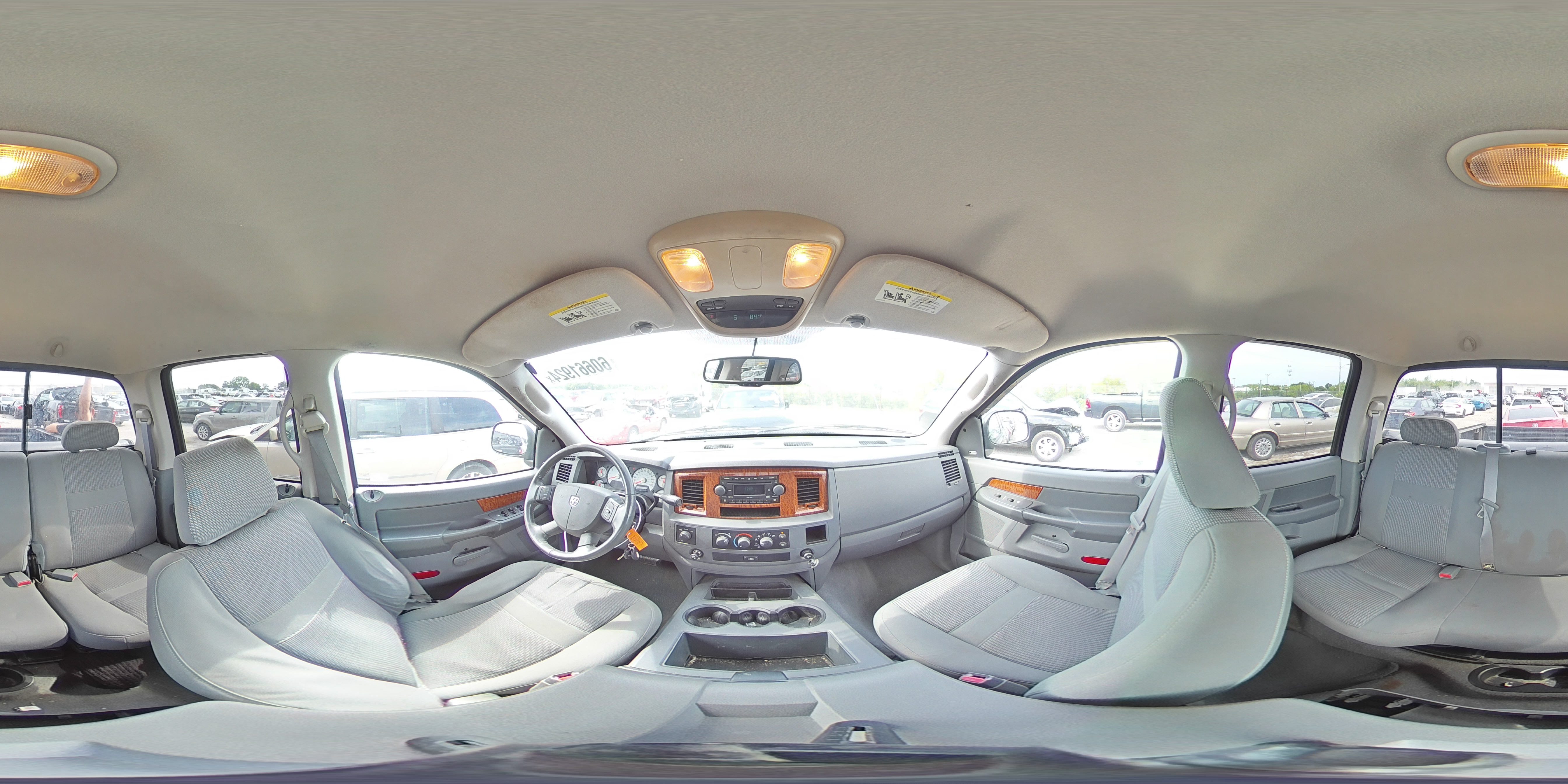 2006 Dodge RAM - Image 13