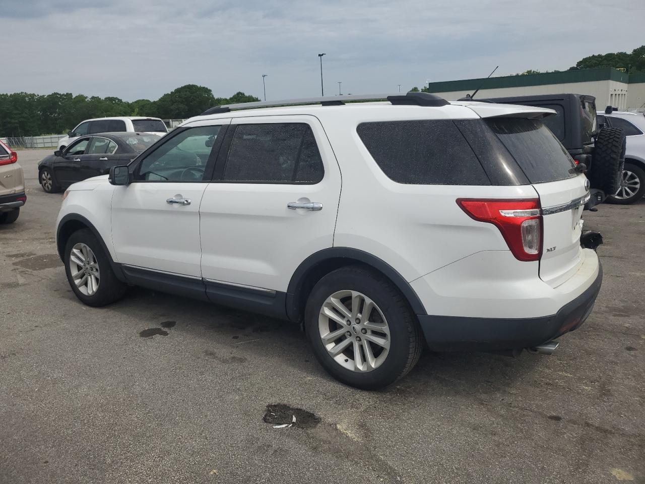 VIN 1FM5K8D80DGC15417 2013 FORD EXPLORER no.2