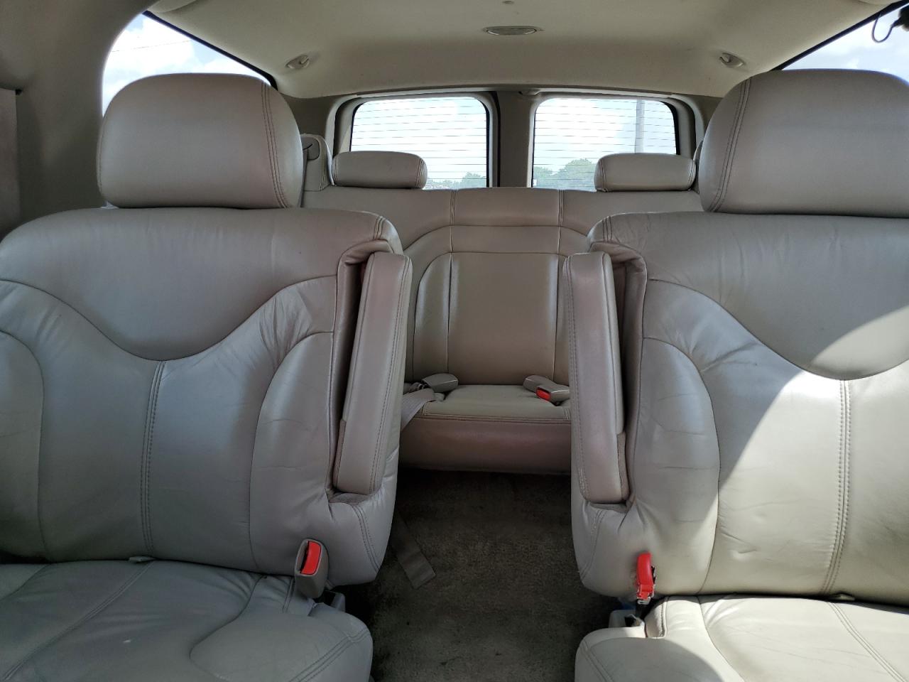 2001 GMC Yukon Xl C1500 VIN: 1GKEC16T41J238048 Lot: 59582064