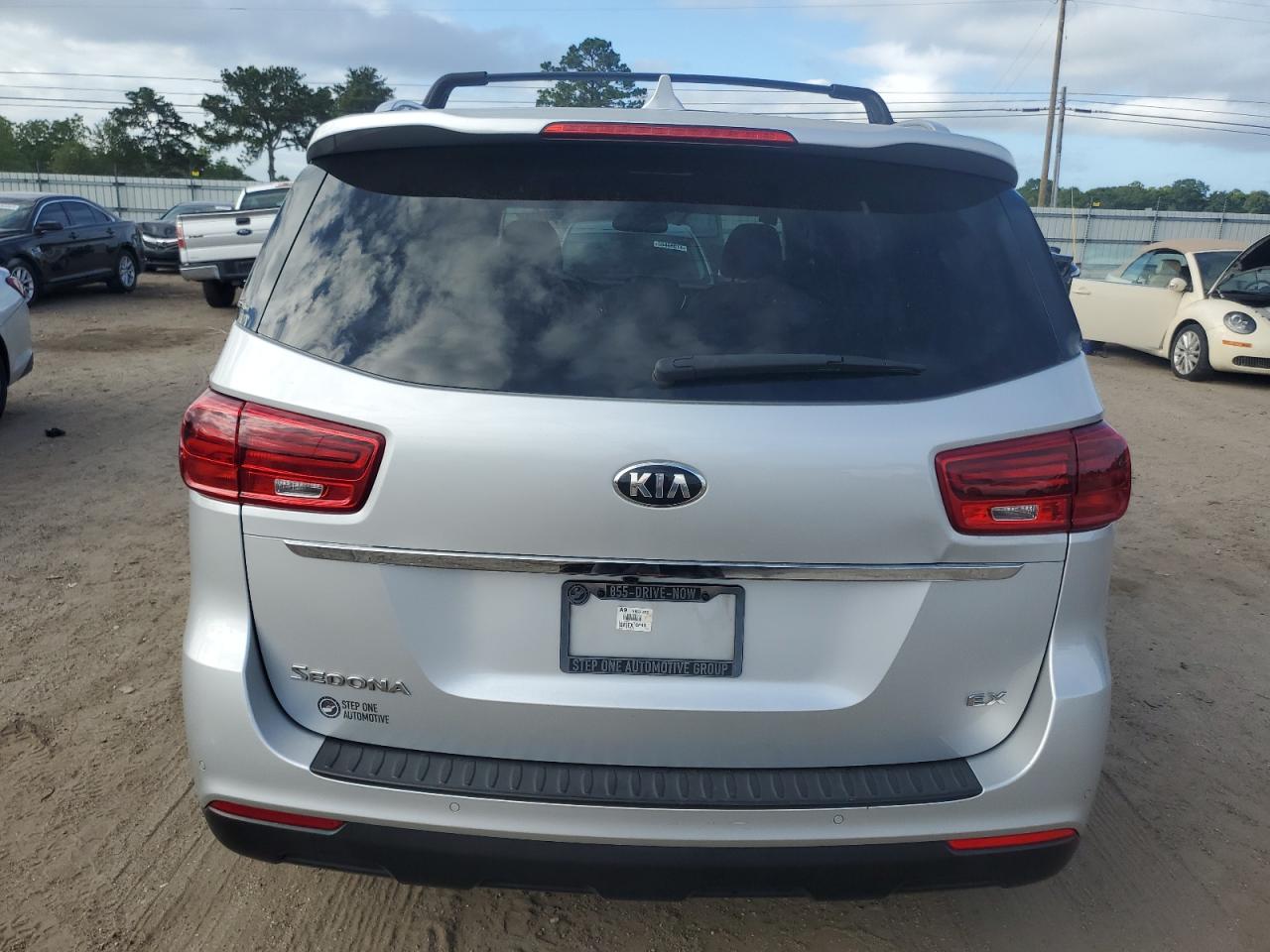 2020 Kia Sedona Lx VIN: KNDMB5C11L6574556 Lot: 59925114