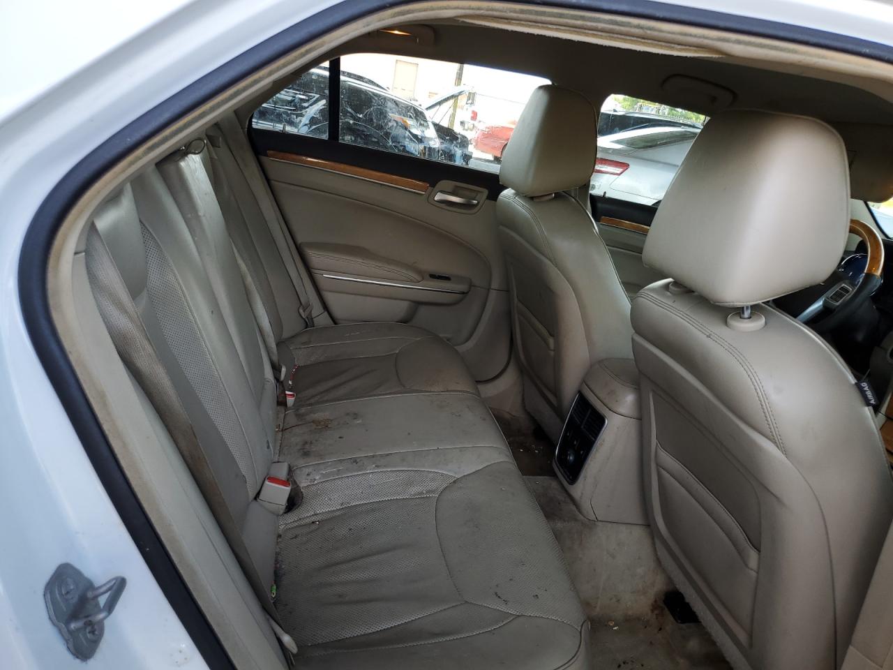 2014 Chrysler 300C VIN: 2C3CCAEG1EH345769 Lot: 60711894