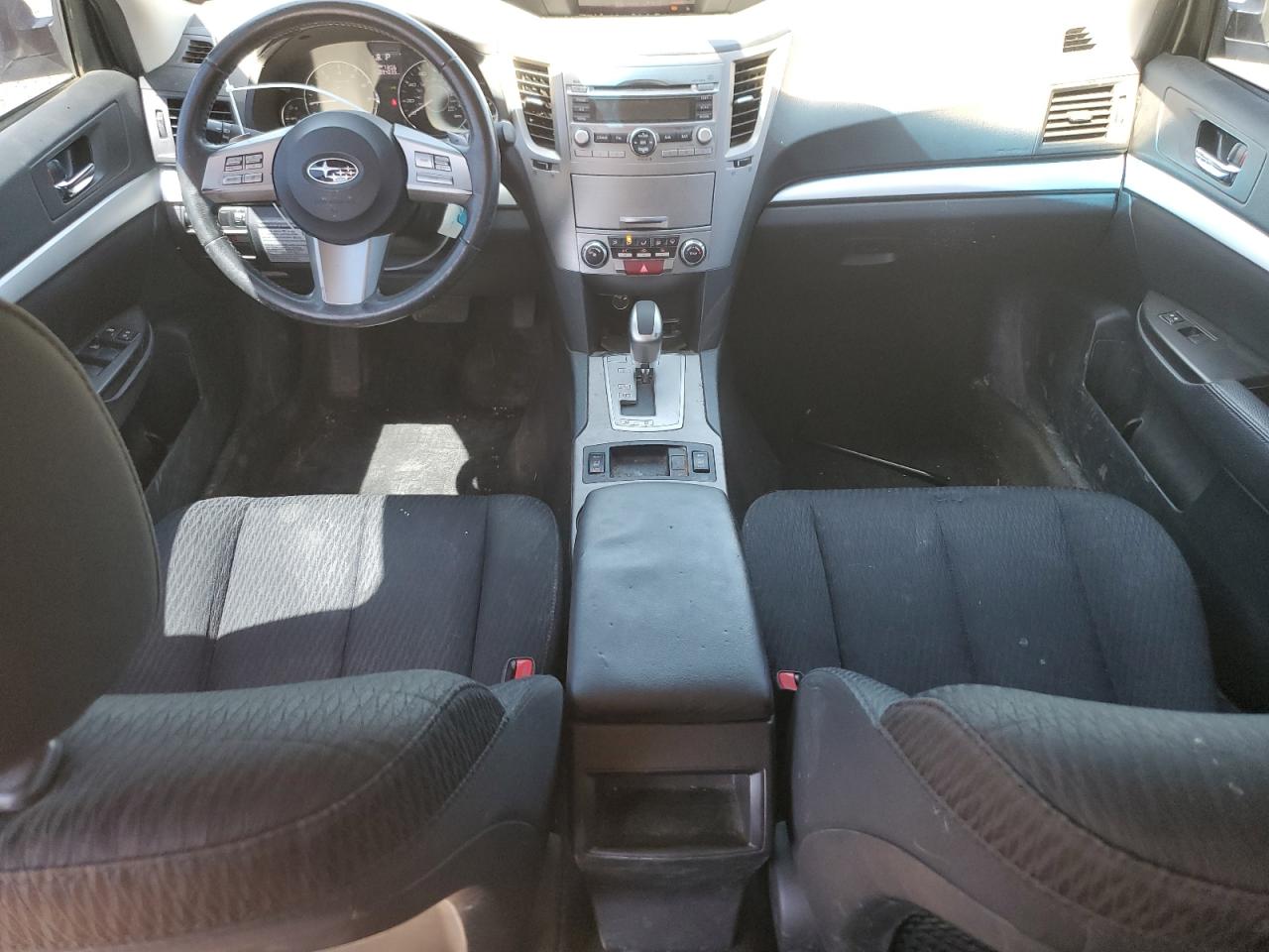 2011 Subaru Outback - Image 8