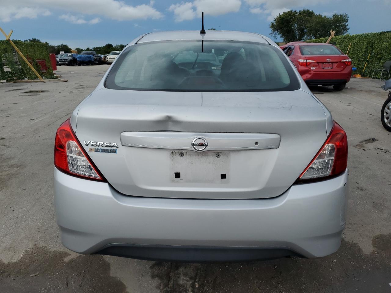 2017 Nissan Versa S VIN: 3N1CN7AP0HL893954 Lot: 60203864