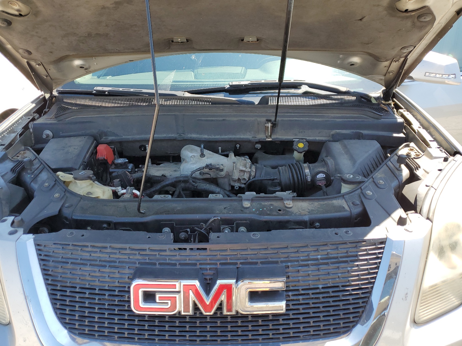 1GKER33718J222756 2008 GMC Acadia Slt-2