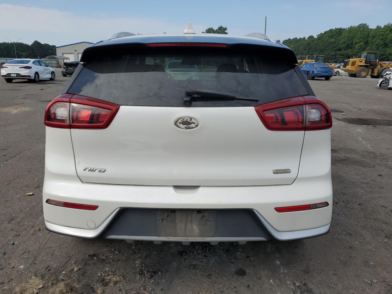 2017 Kia Niro Ex VIN: KNDCC3LC4H5055979 Lot: 61038804