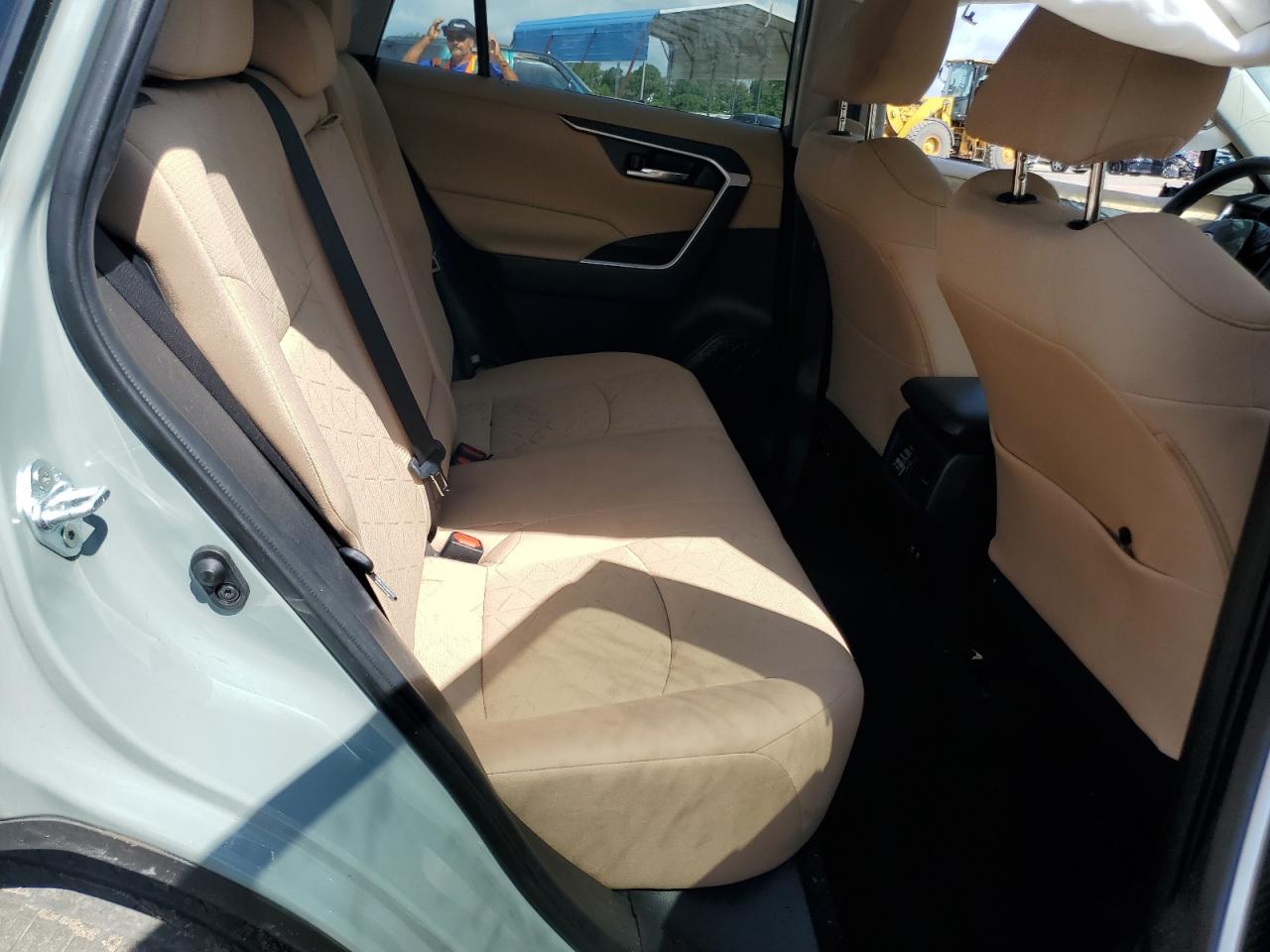 2021 Toyota Rav4 Xle VIN: 2T3W1RFV8MW134948 Lot: 57965634