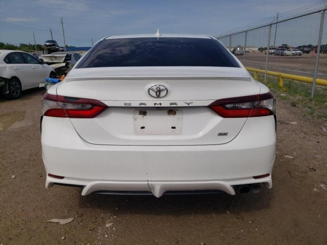  TOYOTA CAMRY 2021 Белы