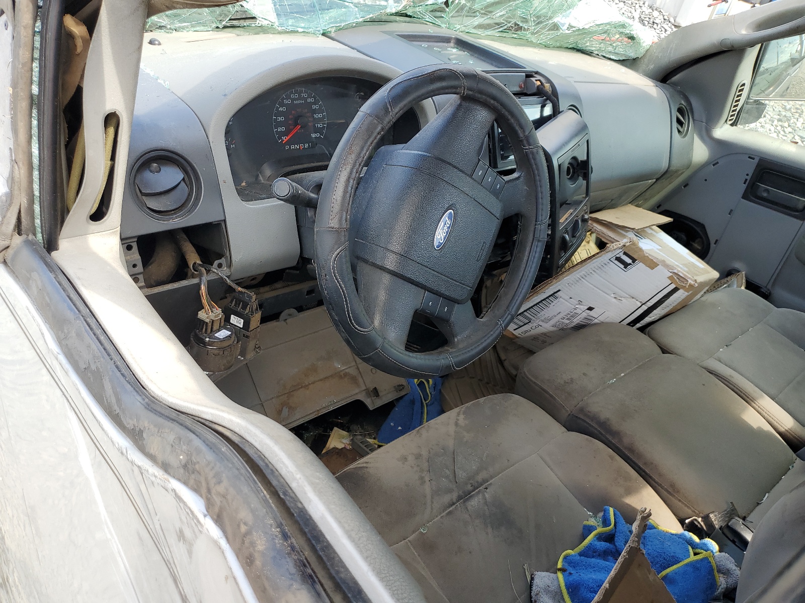1FTRF12288KC28600 2008 Ford F150 1FTRF12288KC28600 2008 Ford F150