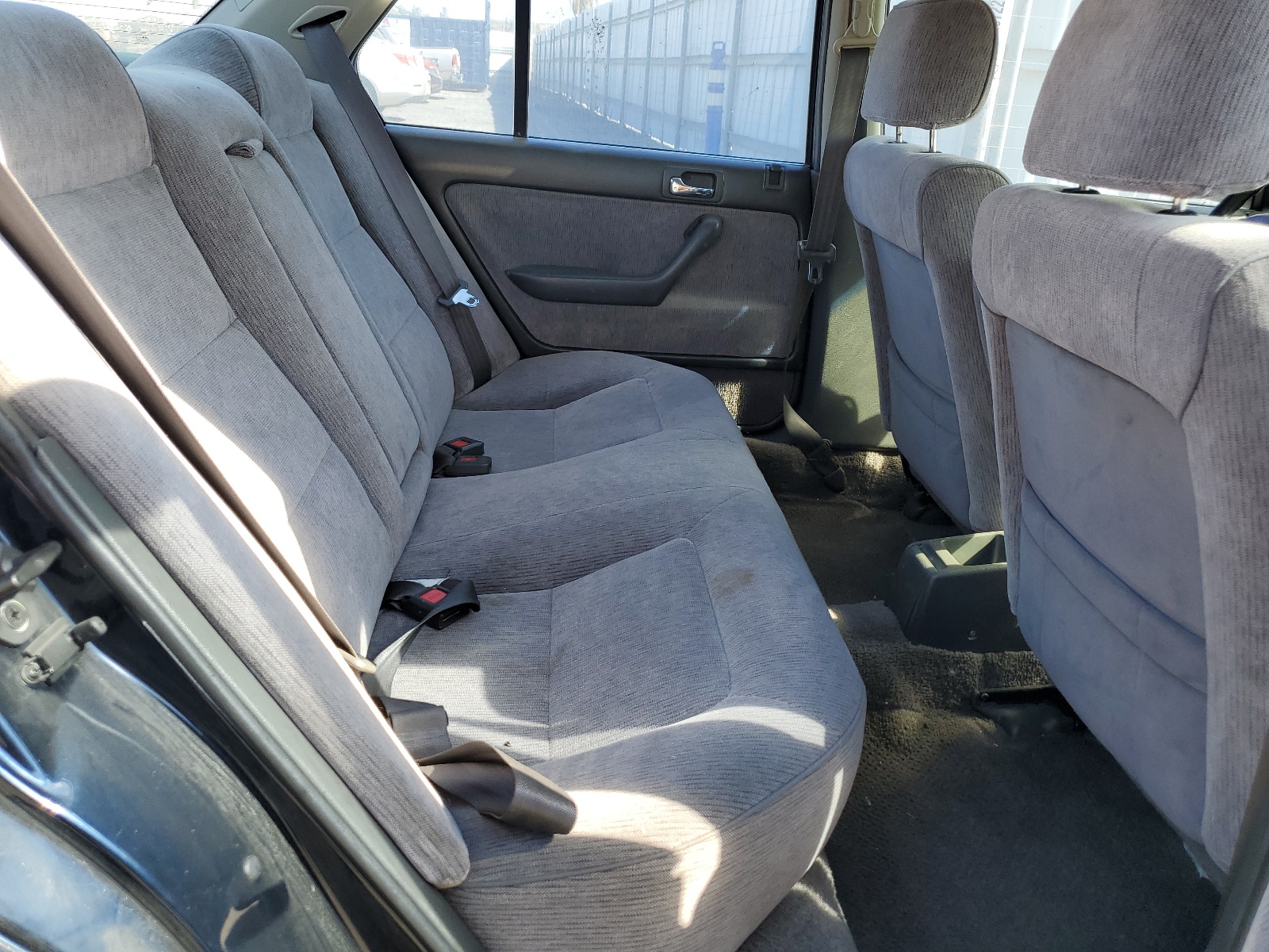 JHMCB7658NC056355 1992 Honda Accord Lx