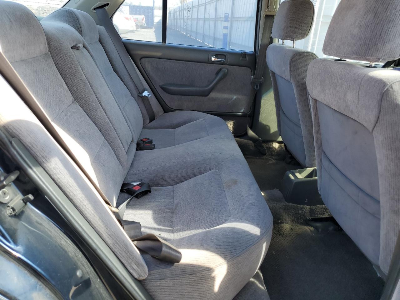 1992 Honda Accord Lx VIN: JHMCB7658NC056355 Lot: 58790914