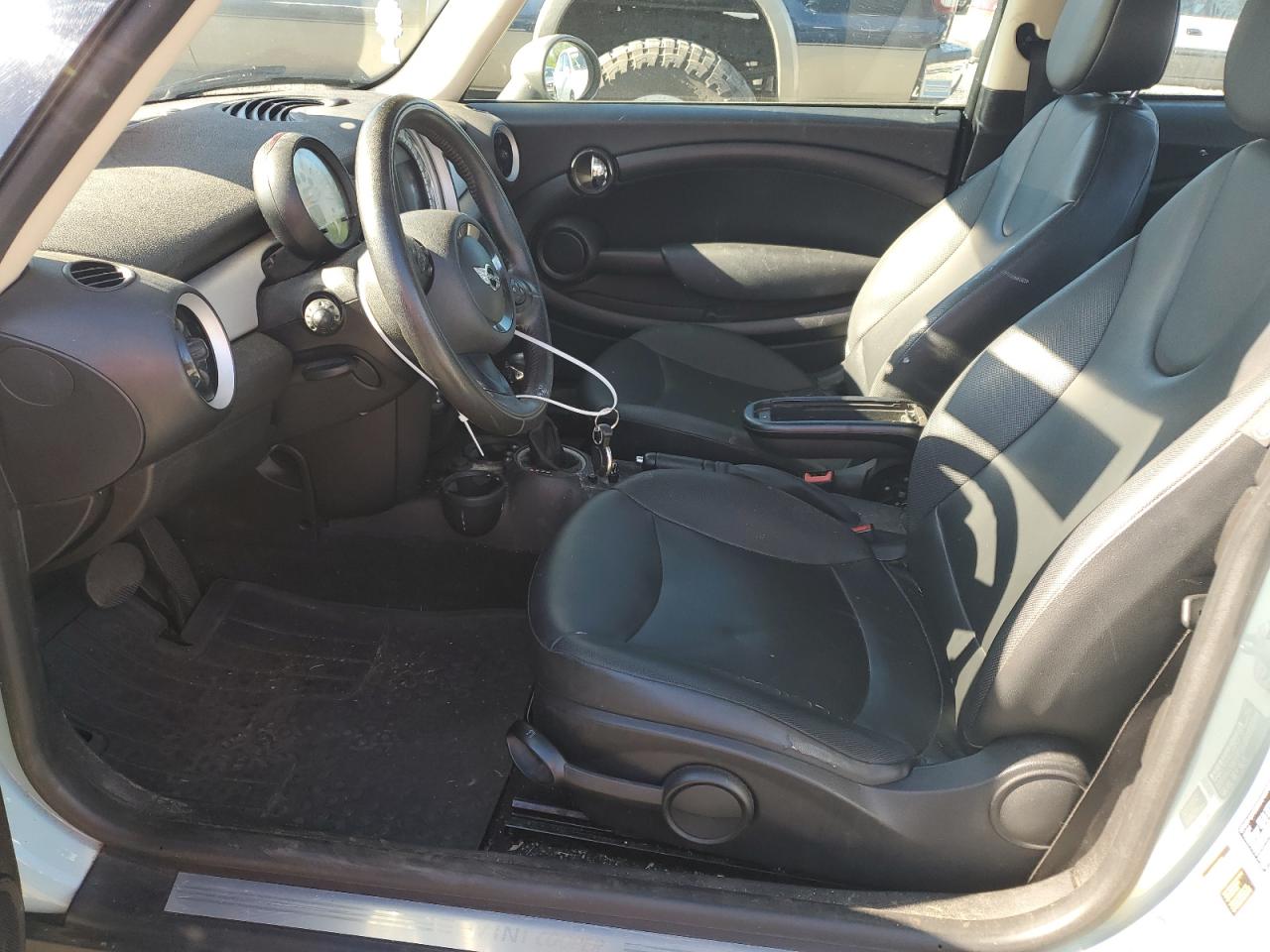 2013 Mini Cooper VIN: WMWSU3C53DT692200 Lot: 59524964