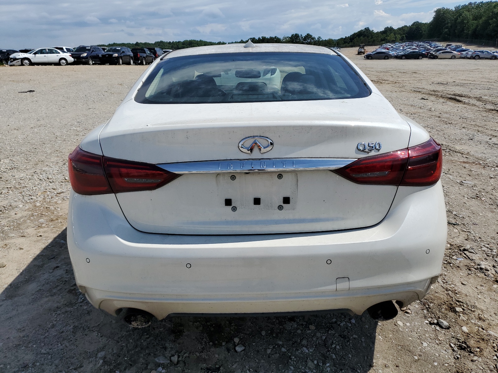 JN1EV7AP7JM356583 2018 Infiniti Q50 Luxe