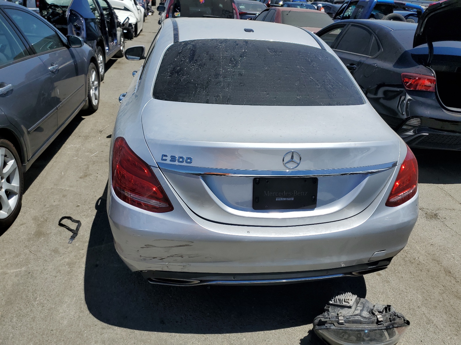 55SWF4JB0HU206611 2017 Mercedes-Benz C 300
