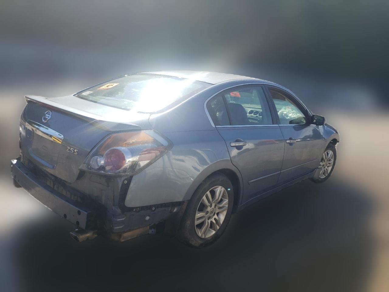 2012 Nissan Altima - Image 3