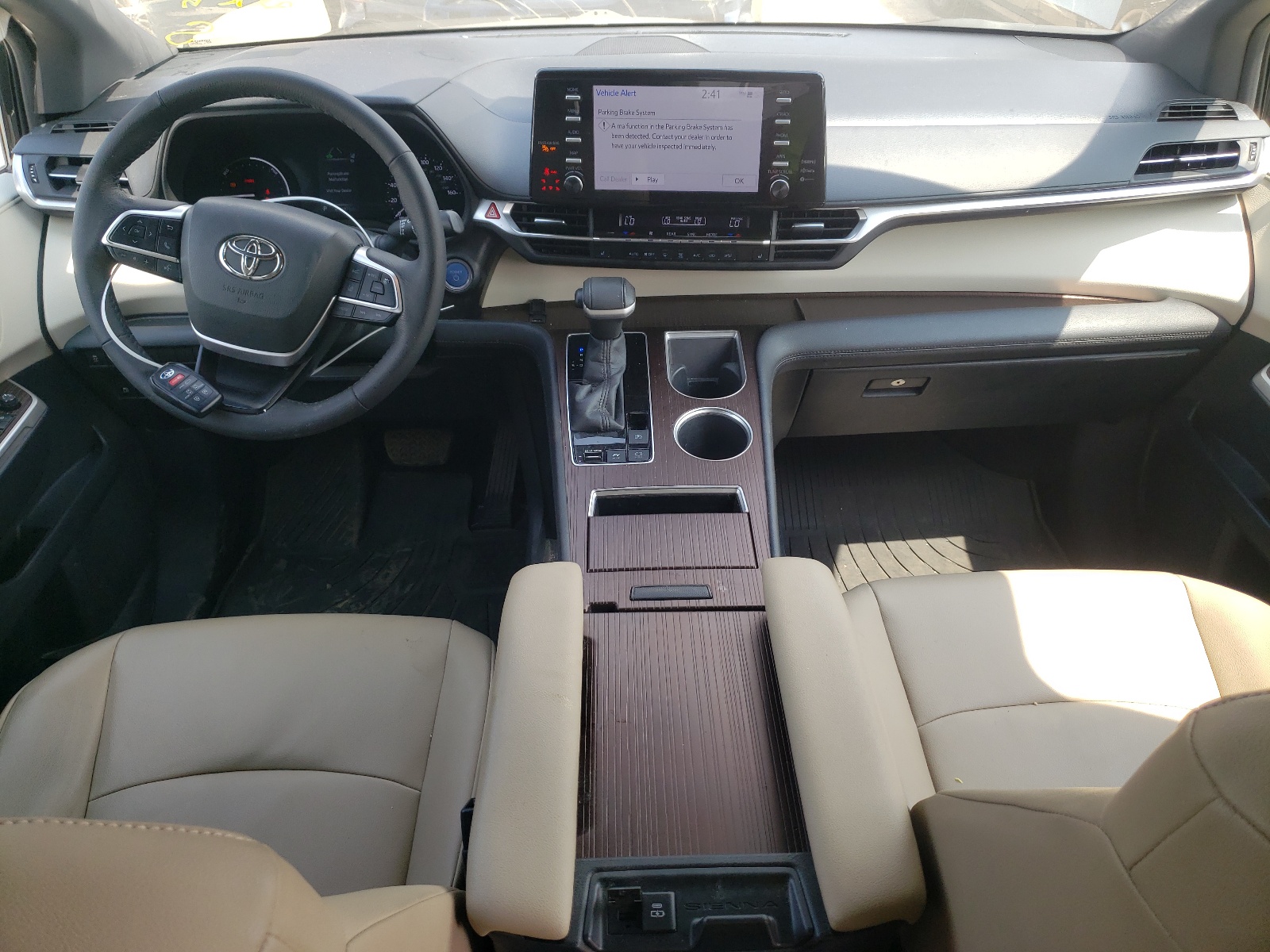 5TDYRKEC2NS134391 2022 Toyota Sienna Xle