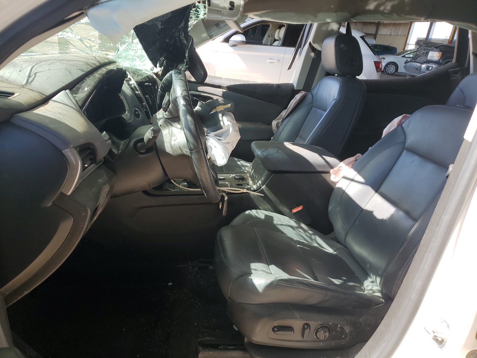 1GNEVHKW1LJ285904 2020 Chevrolet Traverse Lt