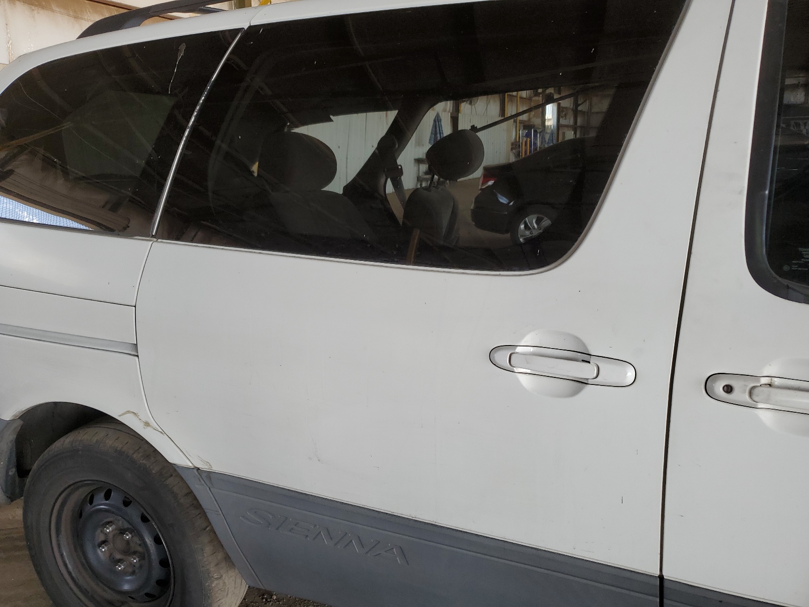 4T3ZF13C42U444076 2002 Toyota Sienna Le