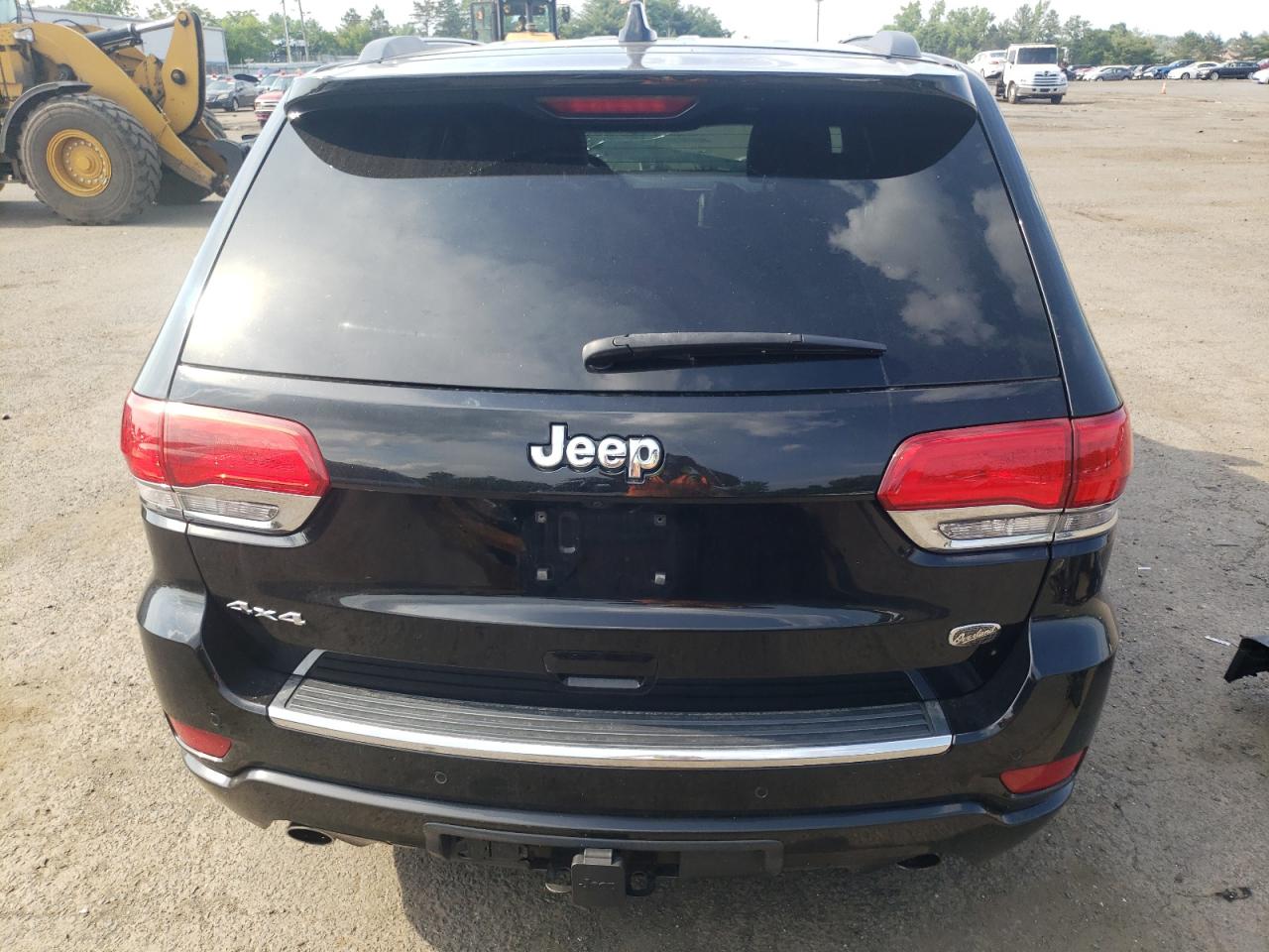 2017 Jeep Grand Cherokee - Image 6