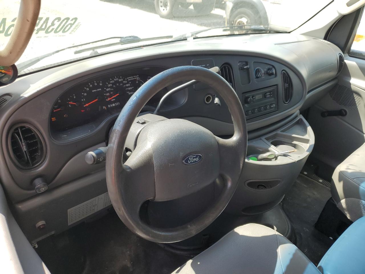 2007 Ford Econoline E450 Super Duty Cutaway Van VIN: 1FDXE45S87DB18216 Lot: 60345964