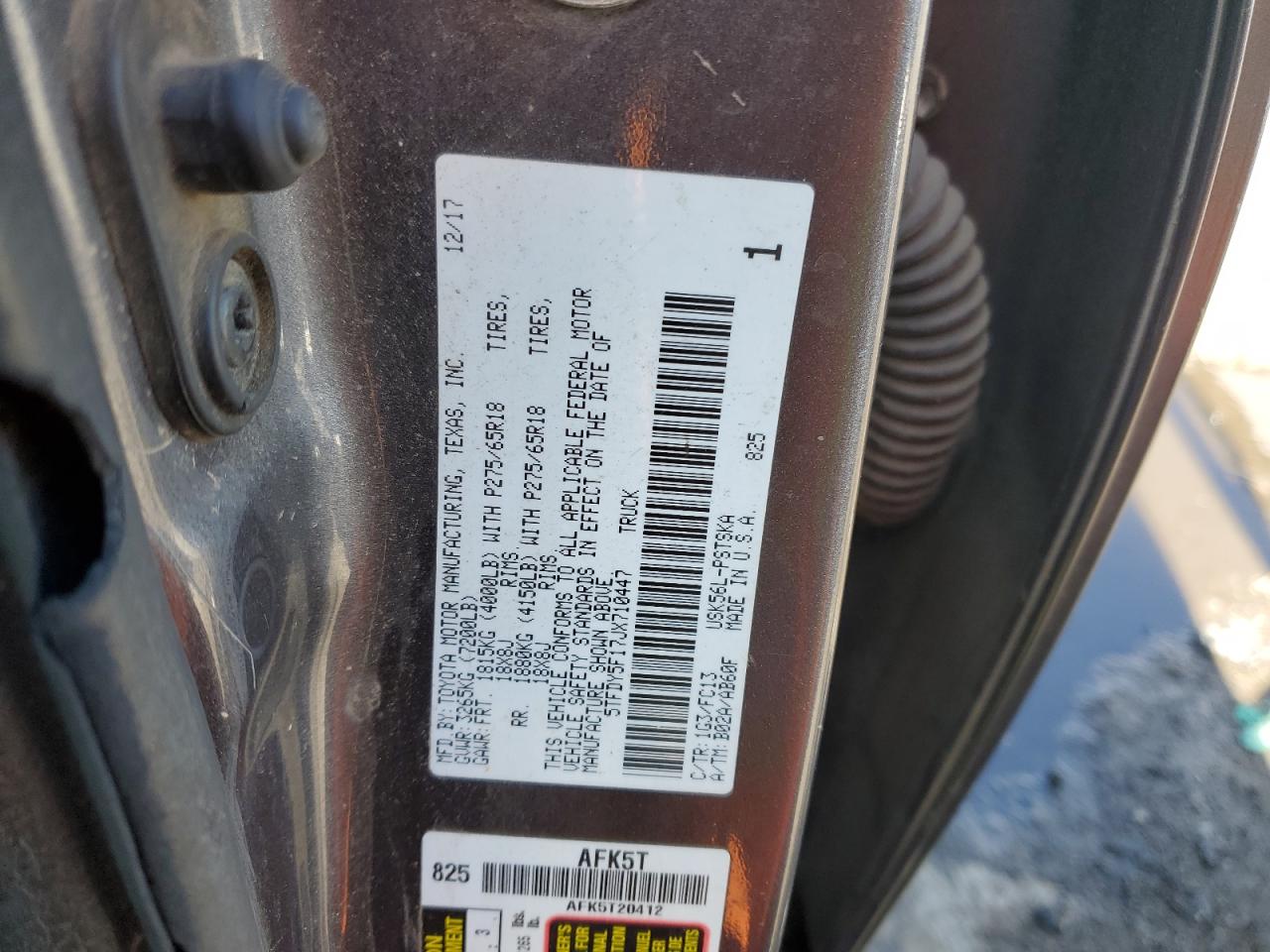 2018 Toyota Tundra - Image 12