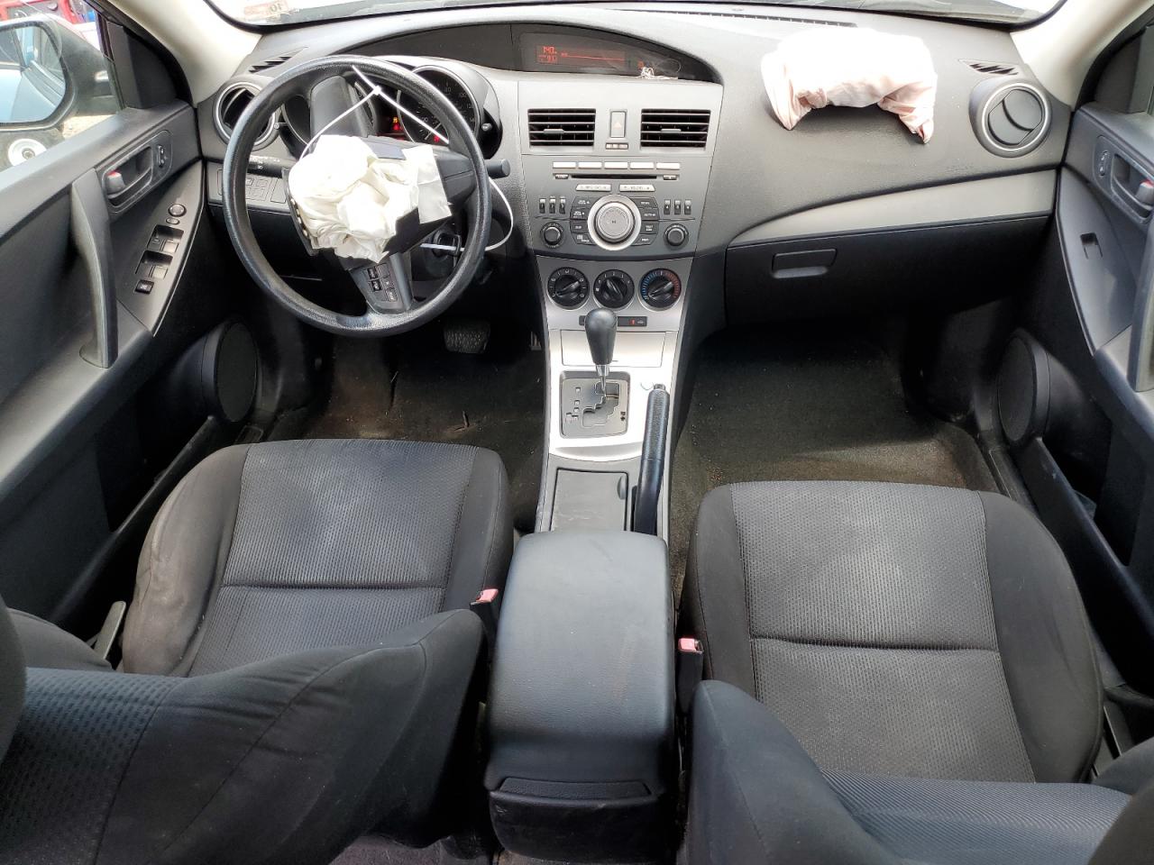 JM1BL1UG2B1421602 2011 Mazda 3 I