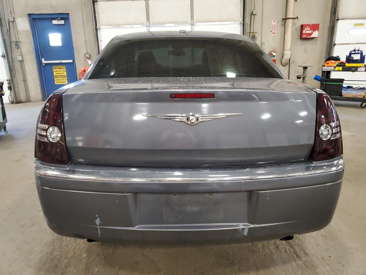 2C3CA6CT4AH114796 2010 Chrysler 300C