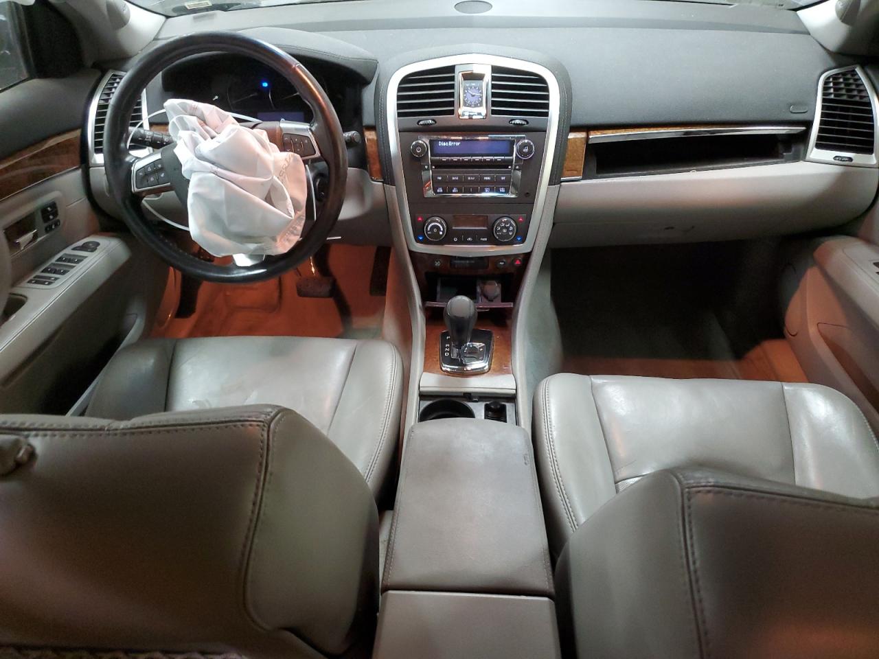 2008 Cadillac Srx VIN: 1GYEE637X80129811 Lot: 58792344